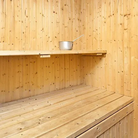 Three-bedroom Holiday In Henne 9 *