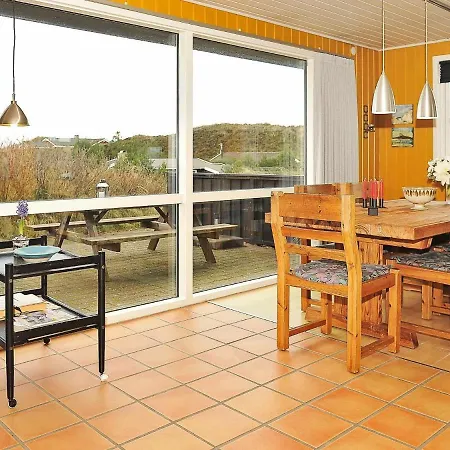 Three-bedroom Holiday In Henne 9 * Henne Strand