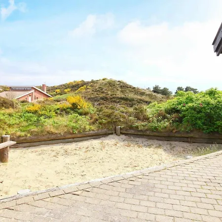 Three-bedroom Holiday In Henne 9 *