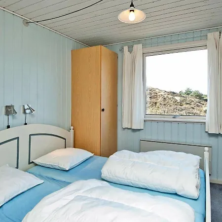 Three-bedroom Holiday In Henne 9